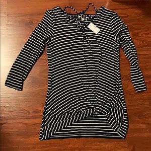 Maurice’s 3/4 length shirt